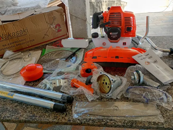 Vende-se roçadeira Profissional