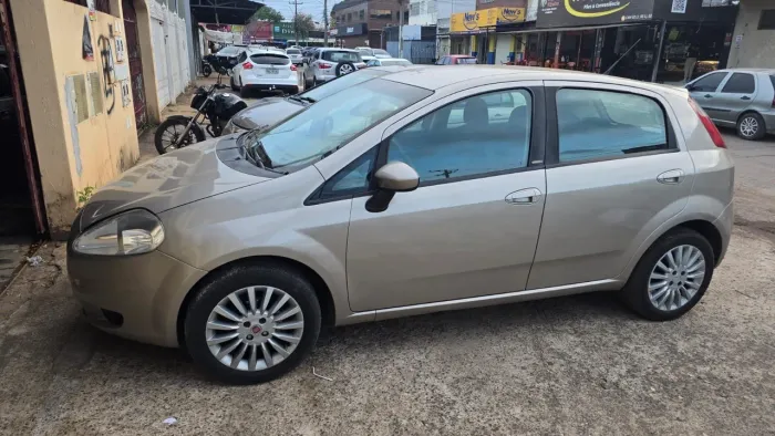 Fiat Punto ELX 1.4 Fire Flex 8V 5P 2010