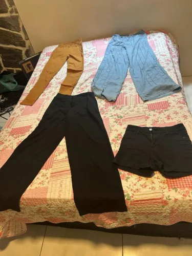 Roupas de 15 a 50 reais