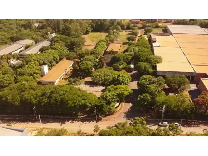 Oportunidade Complexo indl. c/ 4.778m² a.c. em Montes Claros/MG