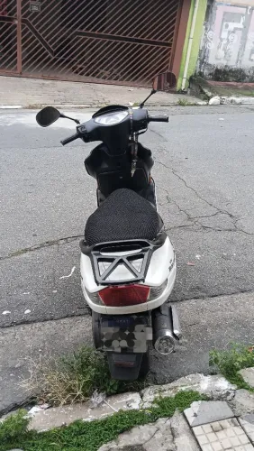 Burgman 125 i 2013