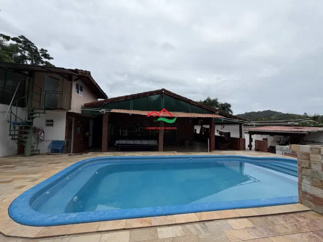 Chácara com 3 quartos, Centro, Pedro de Toledo - R$ 600 mil, Cod: 1125