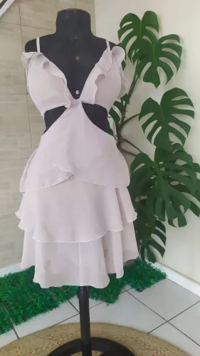 Vestido de babado frente única Tam M
