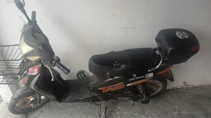MOTO ELÉTRICA TAAM 350W - R$ 3.000