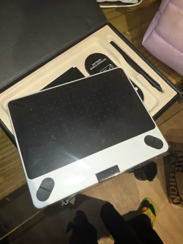 Mesa digitalizadora Wacom Intuos Draw CLT490DW