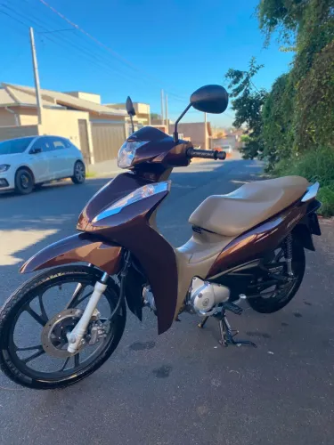 Vende Honda Biz Marrom Pérola