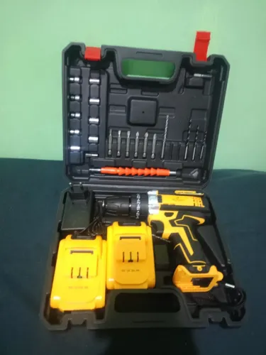 Furadeira/Parafusadeira a Bateria - Kit Completo