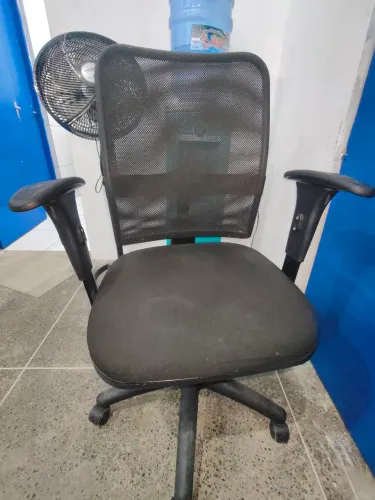Cadeira de escritório 