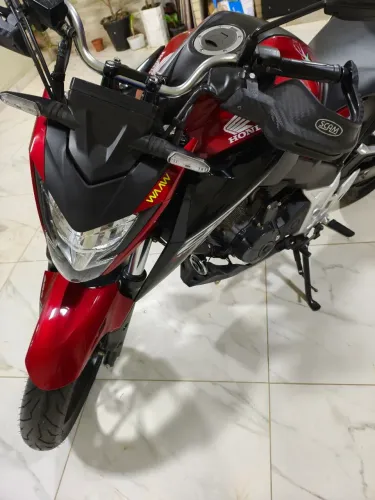 Cb300F