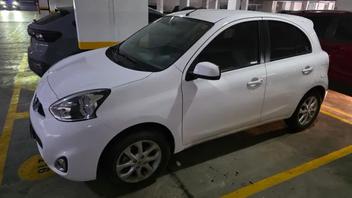 Nissan March SV 1.6 16V Flexstart 5P Aut. 2017