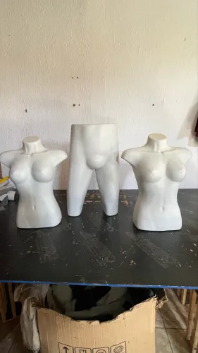 3 Manequins 