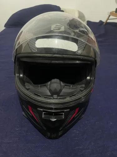 Pro Tork, modelo Stealth. <br>Tam(58)<br>270,00<br>Pra sair logo