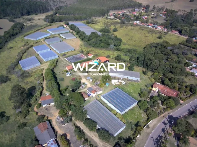 Sítio bem localizado para venda em SP - Alambari com 30 alqueires