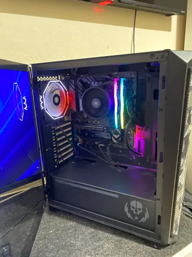 PC completo + monitor LG 4K + teclado mecânico | R$ 5.200