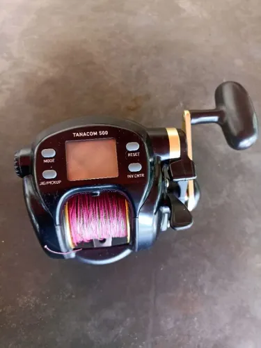 Carretilha Elétrica Daiwa Tanacom 500