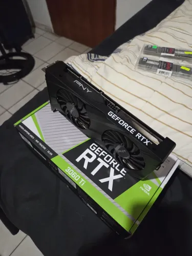 RTX 3060 TI PNY 8GB VRAM + 16GB DE RAM KINGSTON FURY