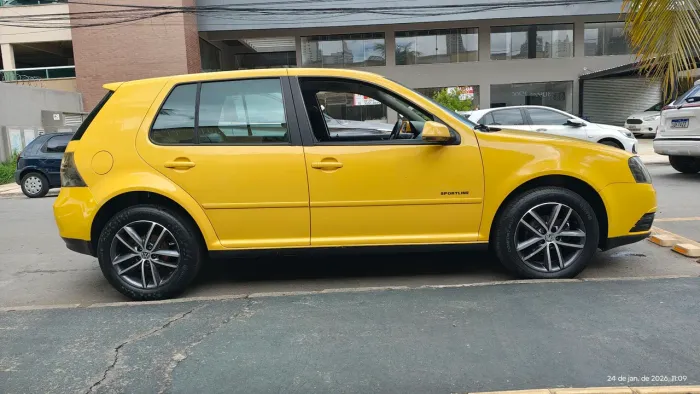 Volkswagen Golf Sportline 1.6 MI Total Flex 8V 4P 2012