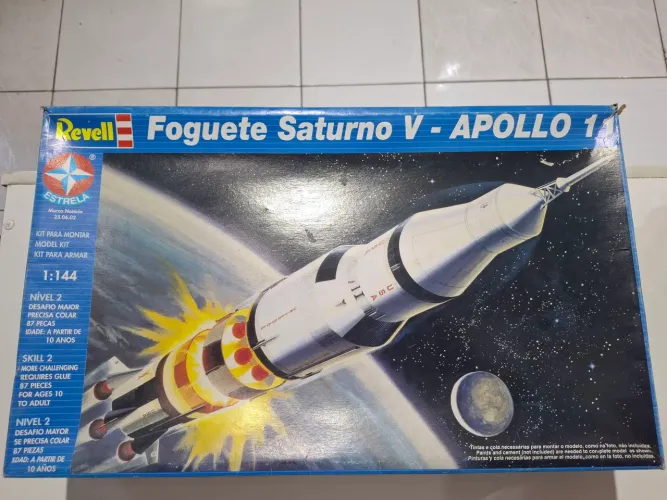 Kit de Montar Revell Estrela Foguete Saturno V - Apolo 11 Completo