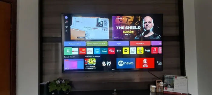 Tv smart Samsung LG 43 4k na garantia 1.300 reais
