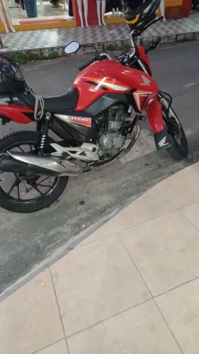 Moto CG titam