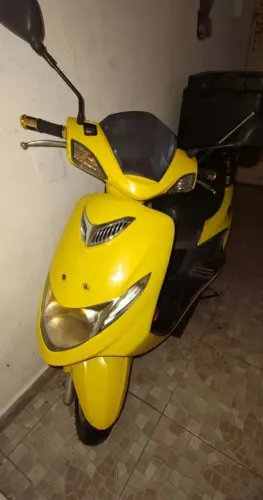 Moto Burgman