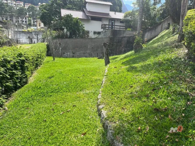 Terreno à venda, Retiro, Petrópolis, RJ