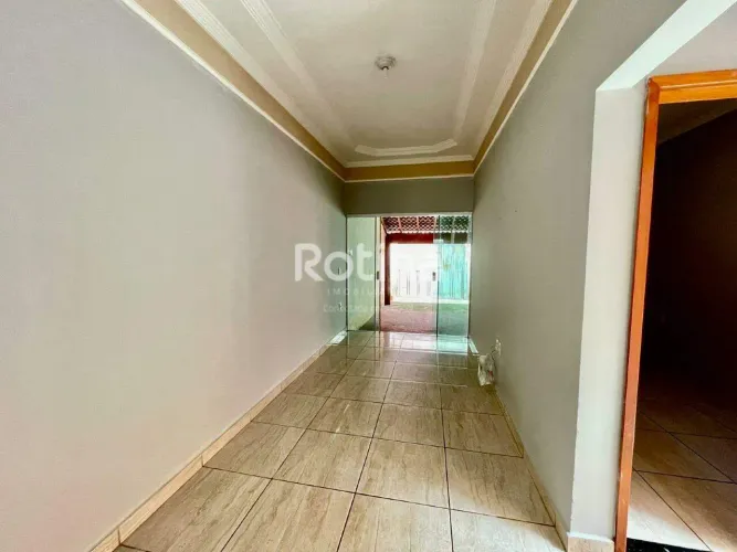 Casa à venda, 2 quartos, Luizote de Freitas - Uberlândia/MG - Rotina Imobiliária
