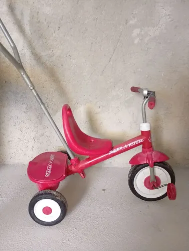 Triciclo Radio Flyer importado