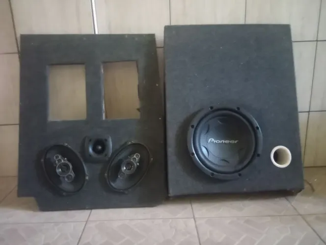 Pioneer 12 2400wt  