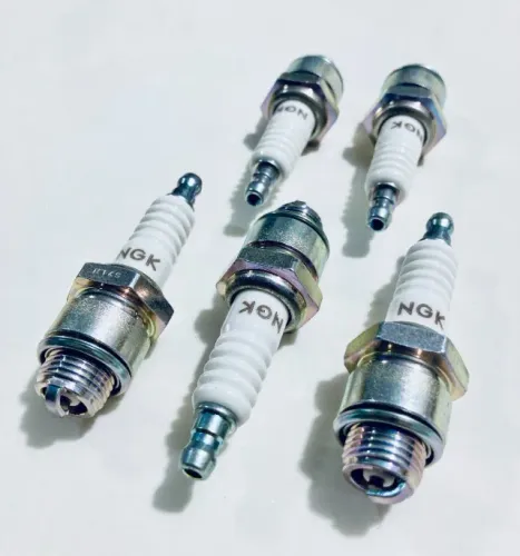Vela de ignição NGK B6S nova