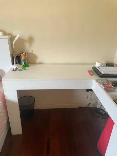 Escrivaninha com Penteadeira De Canto Branca 