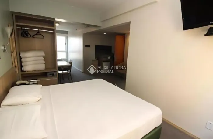 FLAT 2 QUARTOS INTEGRADOS, ANDAR ALTO, MOBILIADO