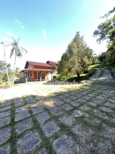 CASA A VENDA NO CONDOMINIO NOSSA FAZENDA