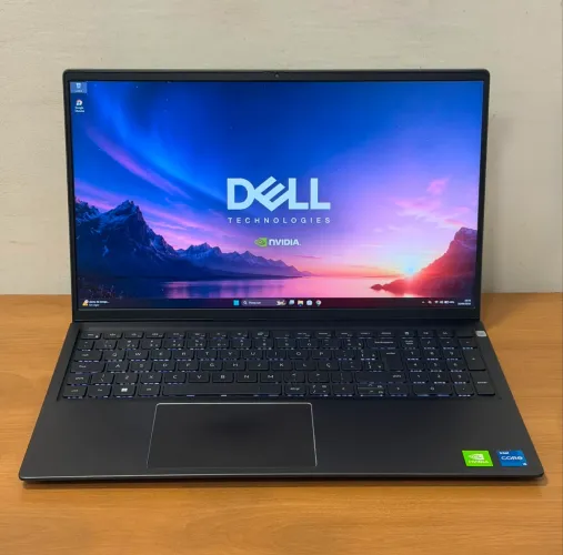 Notebook Dell i5 11°Th Gen 8GB Ram 256SSD NVMe+NVIDIA MX450|Leitor Biométrico|Teclado Lumi