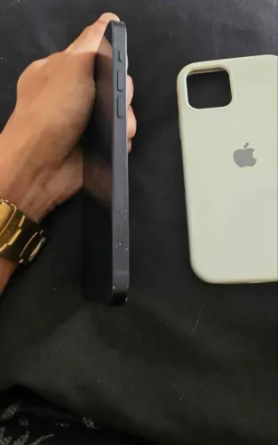 iPhone 12