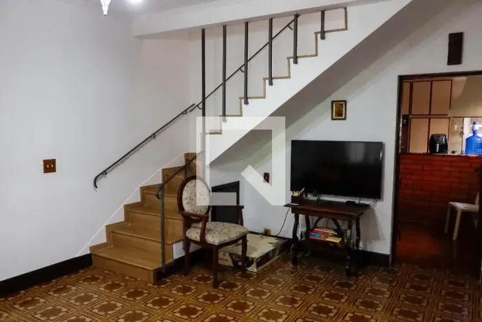 Casa à Venda - Vila Yara, 3 Quartos, 175 m2