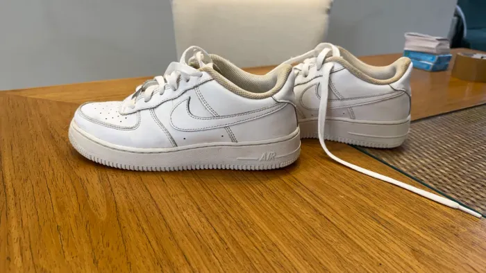 Tênis Nike Air branco TAM 37