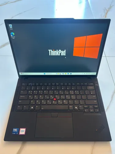 NOTEBOOK THINKPAD T14 gen 5 ULTRA 5-125H 16GB RAM 512 SSD