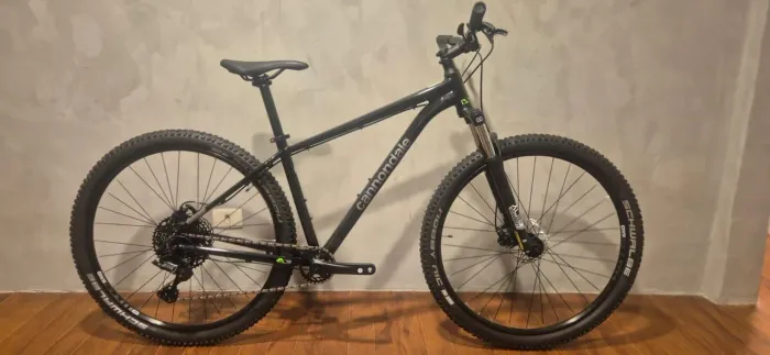 MTB Cannondale trilha 5