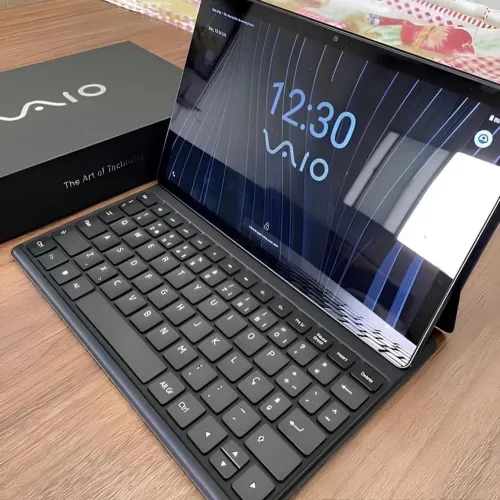 Tablet VAIO + Teclado Magnético