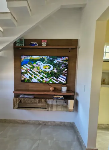 Lindo Painel Para Tv de até 75 Polegadas 