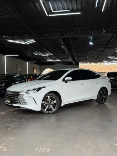 BYD King GS 1.5 16V Híbrido Aut. 2025