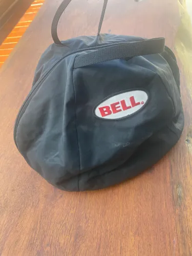 Capa protetora porta Capacete Bell acolchoada