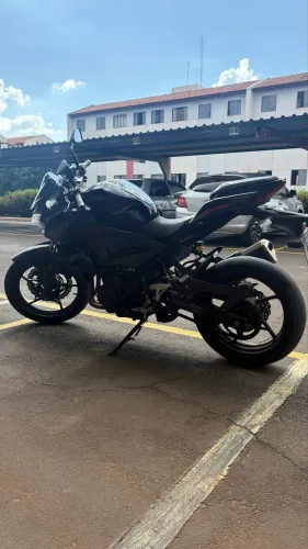 KAWASAKI Z400 24/24 ÚNICO DONO - COM AVARIAS