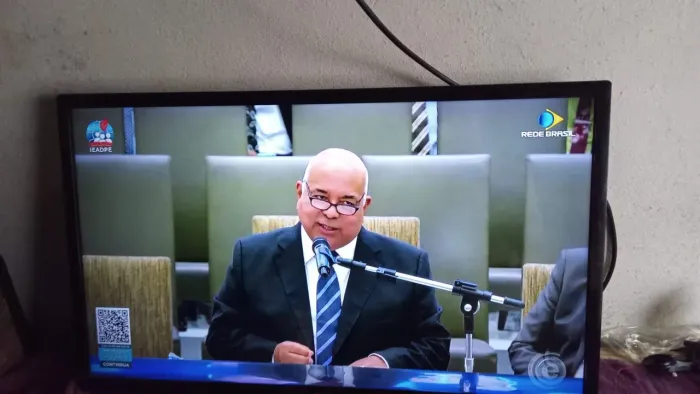 Tv smart LG 32 polegadas perfeito 