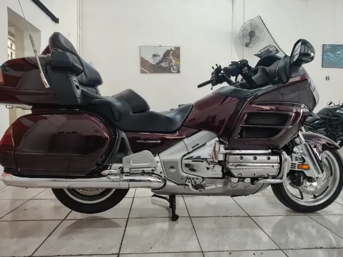 Honda Gold Wind 1800cc impecável