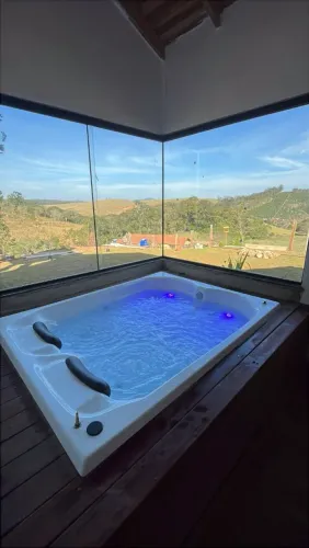 Banheira de hidromassagem