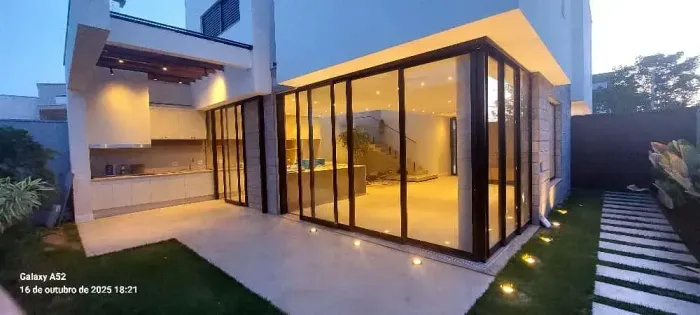Casa no Quinta do Salto com 230 metros quadrados e 3 suítes