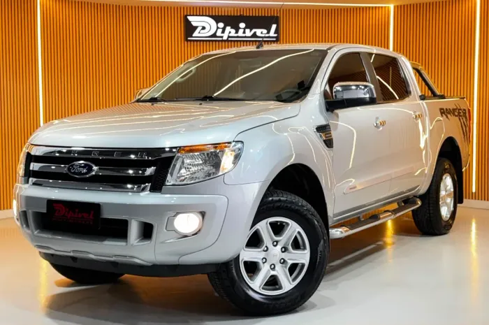 Ford Ranger XLT 2.5 16V 4X2 CD Flex 2014