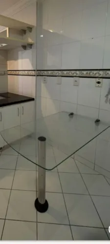 Mesa De Parede Compacta Em Aço Com Tampo  de vidro Retangular 100cm x